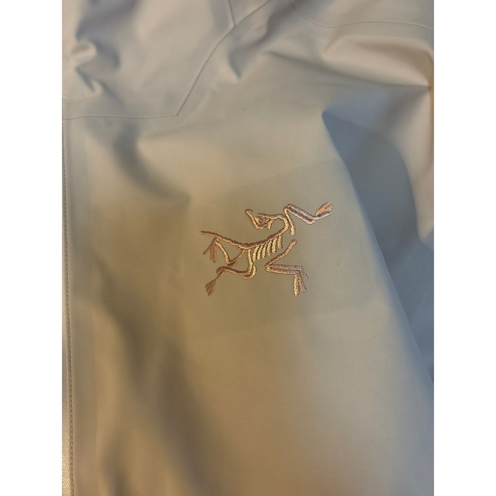 NWT Arc'teryx Sentinel Insulated Jacket Women's M Medium Alpine Rose Gore-Tex - Picture 4 of 7